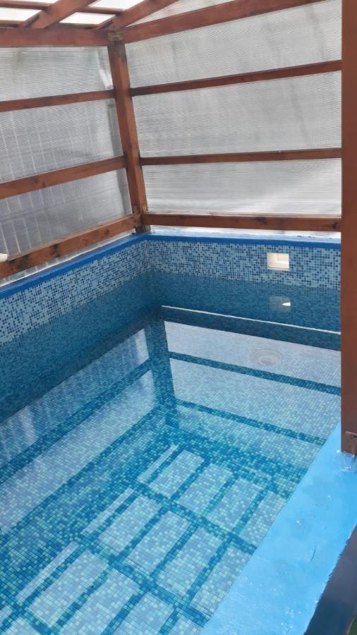 Pensiunea Floare De Colt Hotel Байле Херкулане Екстериор снимка